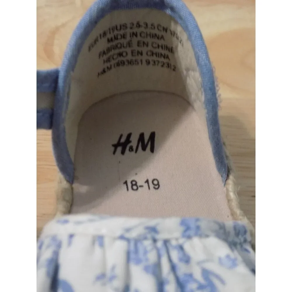 H&M Denim & Floral Print Toddler Shoes 18-19 - Picture 9 of 9